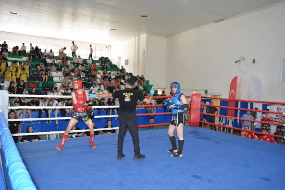 Ceyhan'da Muaythaı Heyecanı Başladı